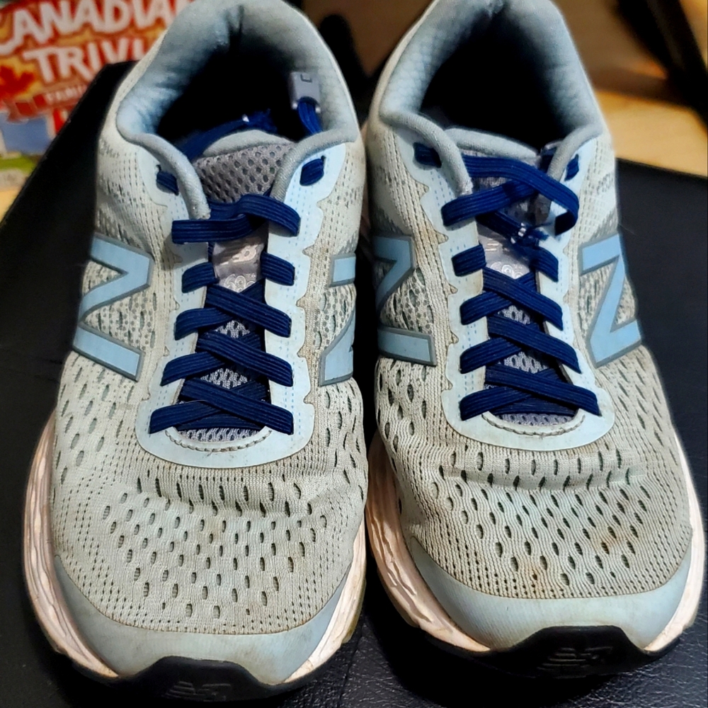 New Balance Women running shoes